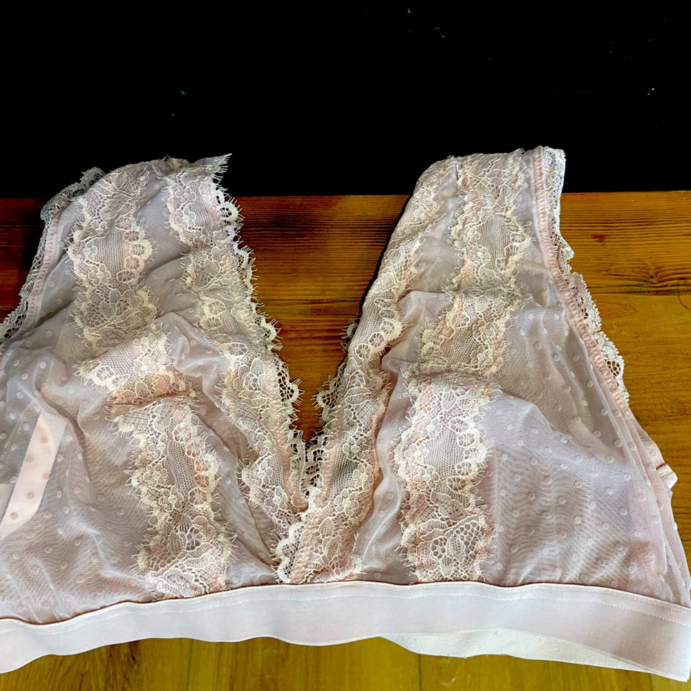 Victoria’s Secret bralette. Size XL. color is pink.  Used, ready for a new home